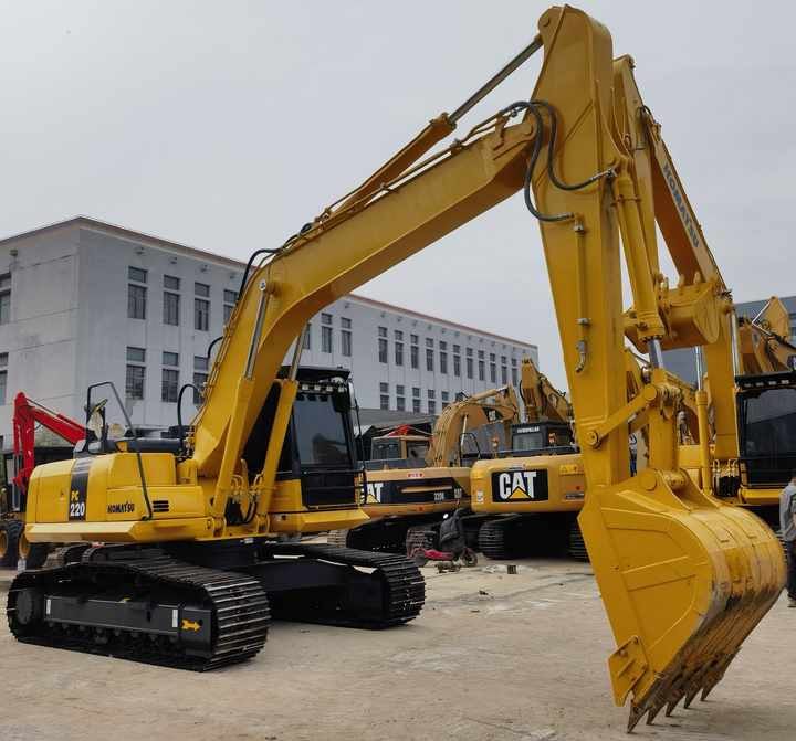 Good Condition Komatsu PC220-8 Original Japan Cheap Used Excavators used excavator machines - Escavadora de rastos: foto 3 Good Condition Komatsu PC220-8 Original Japan Cheap Used Excavators used excavator machines - Escavadora de rastos: foto 3