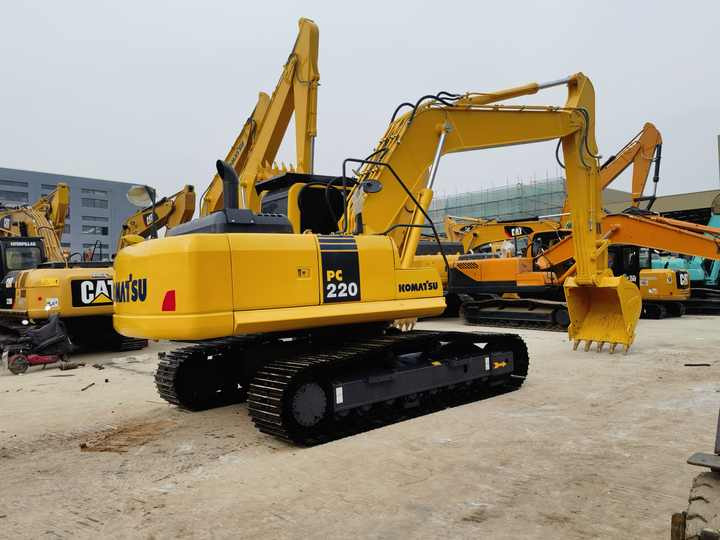 Good Condition Komatsu PC220-8 Original Japan Cheap Used Excavators used excavator machines - Escavadora de rastos: foto 2 Good Condition Komatsu PC220-8 Original Japan Cheap Used Excavators used excavator machines - Escavadora de rastos: foto 2