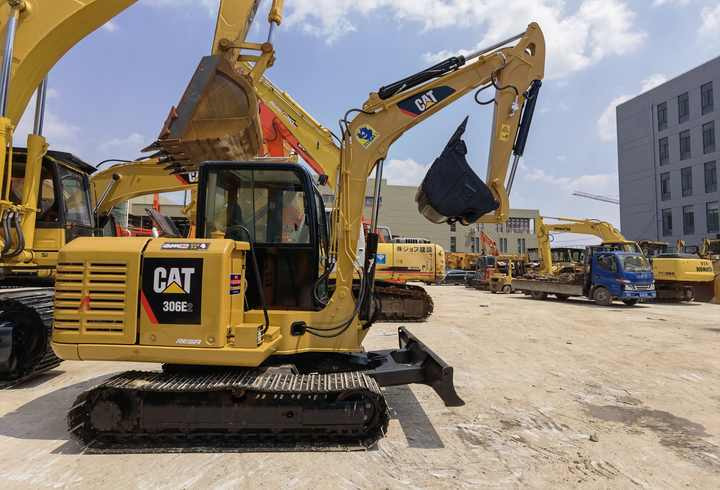 Good Condition Mini Excavator 7.5Ton Cat 306e2 Hydraulic Crawler second hand Mini digger For Sale - Escavadora de rastos: foto 2 Good Condition Mini Excavator 7.5Ton Cat 306e2 Hydraulic Crawler second hand Mini digger For Sale - Escavadora de rastos: foto 2
