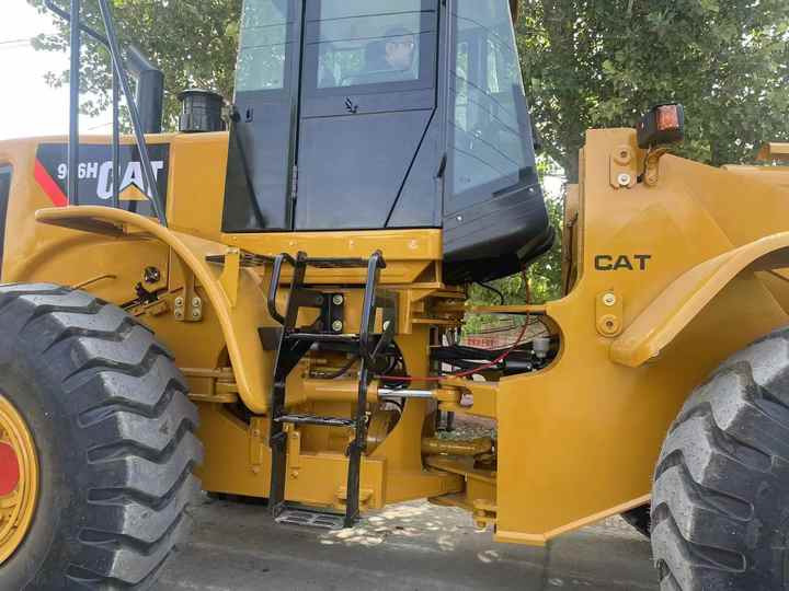 Good condition Used Japan Wheel loader Caterpillar 966H front loader - Pá carregadora de rodas: foto 3 Good condition Used Japan Wheel loader Caterpillar 966H front loader - Pá carregadora de rodas: foto 3