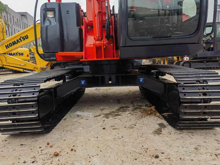 Escavadora de rastos High performance second hand Hitachi ZX70 Used Excavator For Sale used Hitachi ZX70 excavator stocking in shanghai yard: foto 6