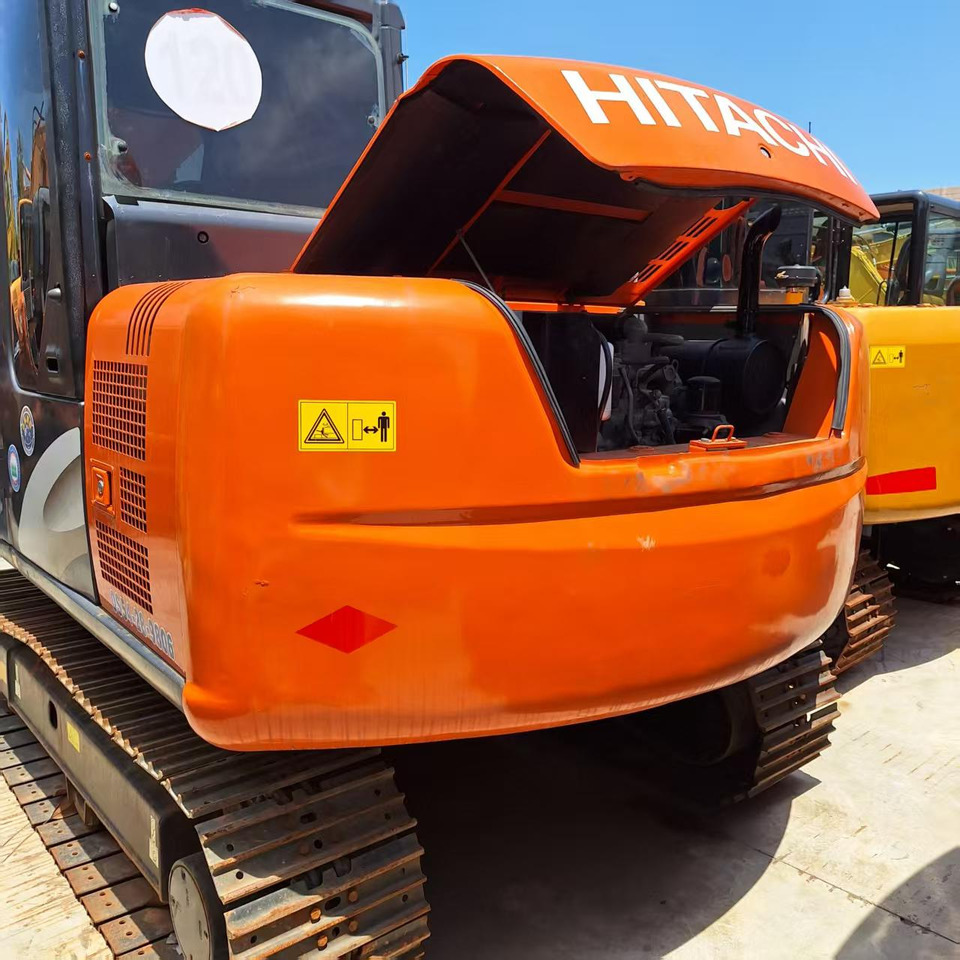 Hitachi ZX70 Excavator - Escavadora de rastos: foto 1 Hitachi ZX70 Excavator - Escavadora de rastos: foto 1