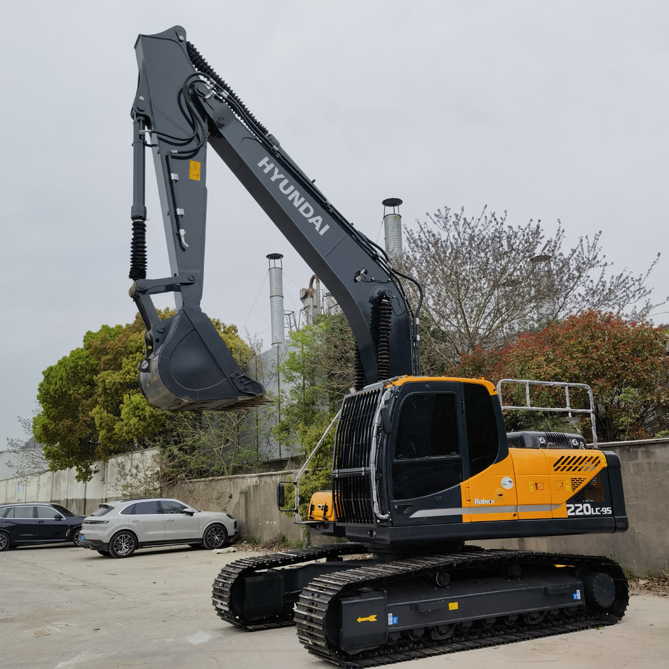 Hyundai 220LC-9S Excavator - Escavadora de rastos: foto 1 Hyundai 220LC-9S Excavator - Escavadora de rastos: foto 1