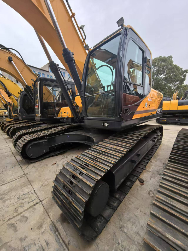 Hyundai 220LC-9S Excavator - Escavadora de rastos: foto 4 Hyundai 220LC-9S Excavator - Escavadora de rastos: foto 4
