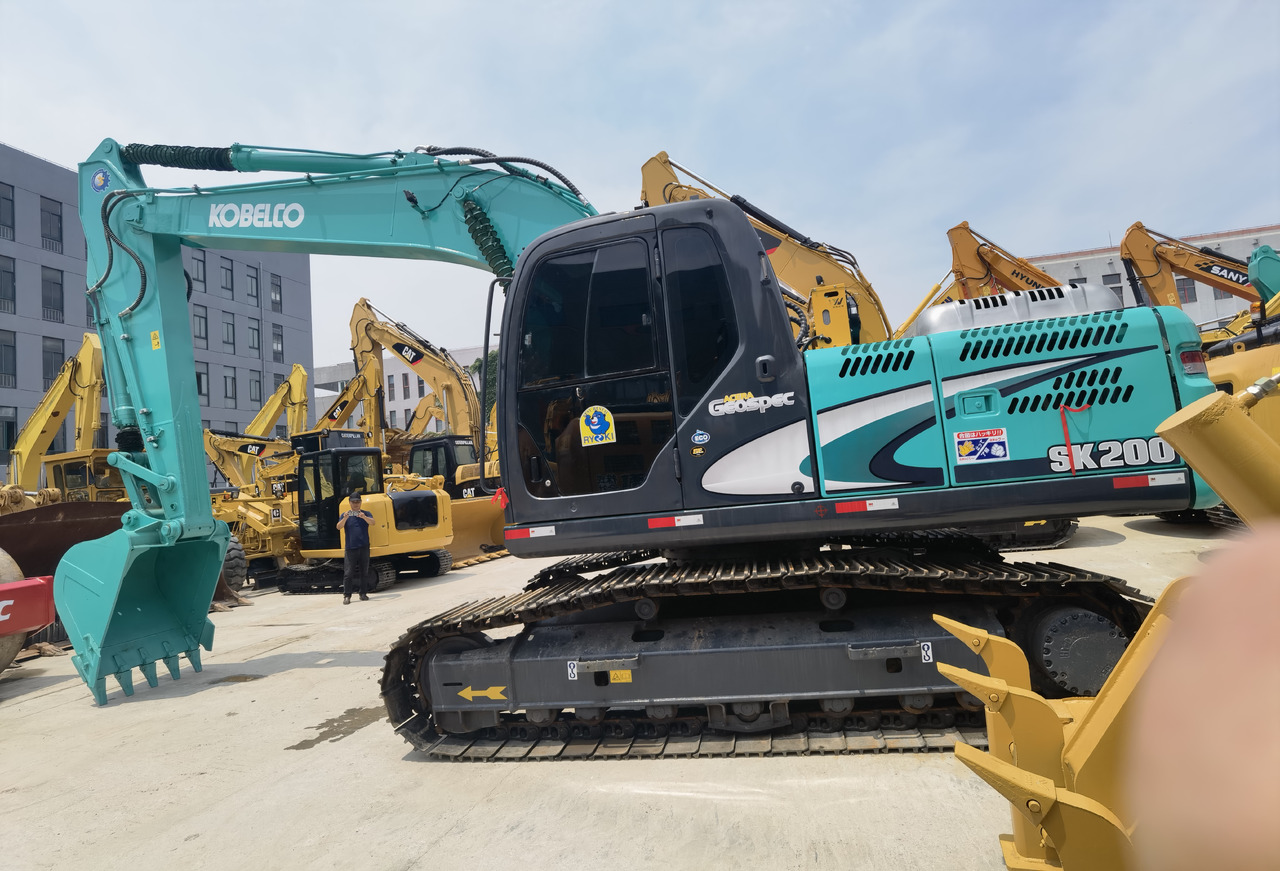 KOBELCO Kobelco SK200-8 Crawler excavator - Escavadora de rastos: foto 5 KOBELCO Kobelco SK200-8 Crawler excavator - Escavadora de rastos: foto 5