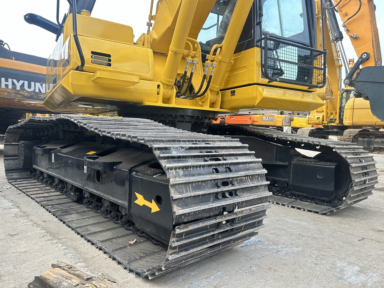 KOMATSU PC210-8 EXCAVATOR - Escavadora de rastos: foto 2 KOMATSU PC210-8 EXCAVATOR - Escavadora de rastos: foto 2