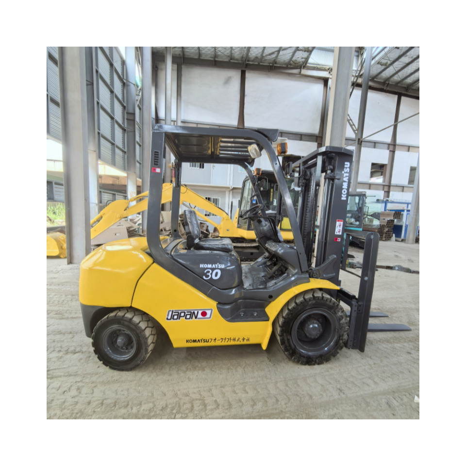 Komatsu FD30 Forklift - Empilhadeira a diesel: foto 5 Komatsu FD30 Forklift - Empilhadeira a diesel: foto 5