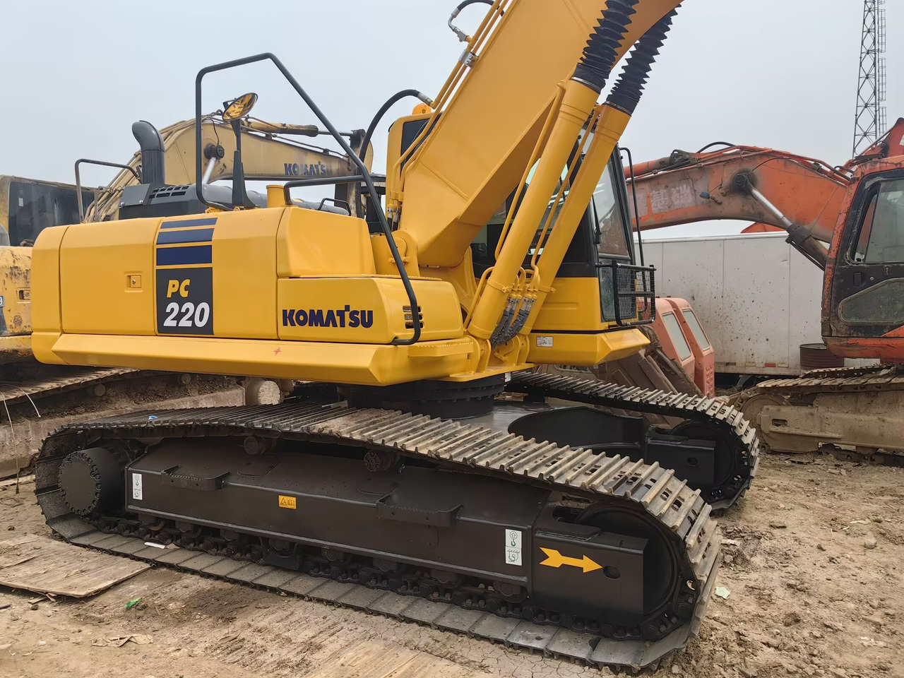 Komatsu PC 220-8 Excavator - Escavadora de rastos: foto 3 Komatsu PC 220-8 Excavator - Escavadora de rastos: foto 3