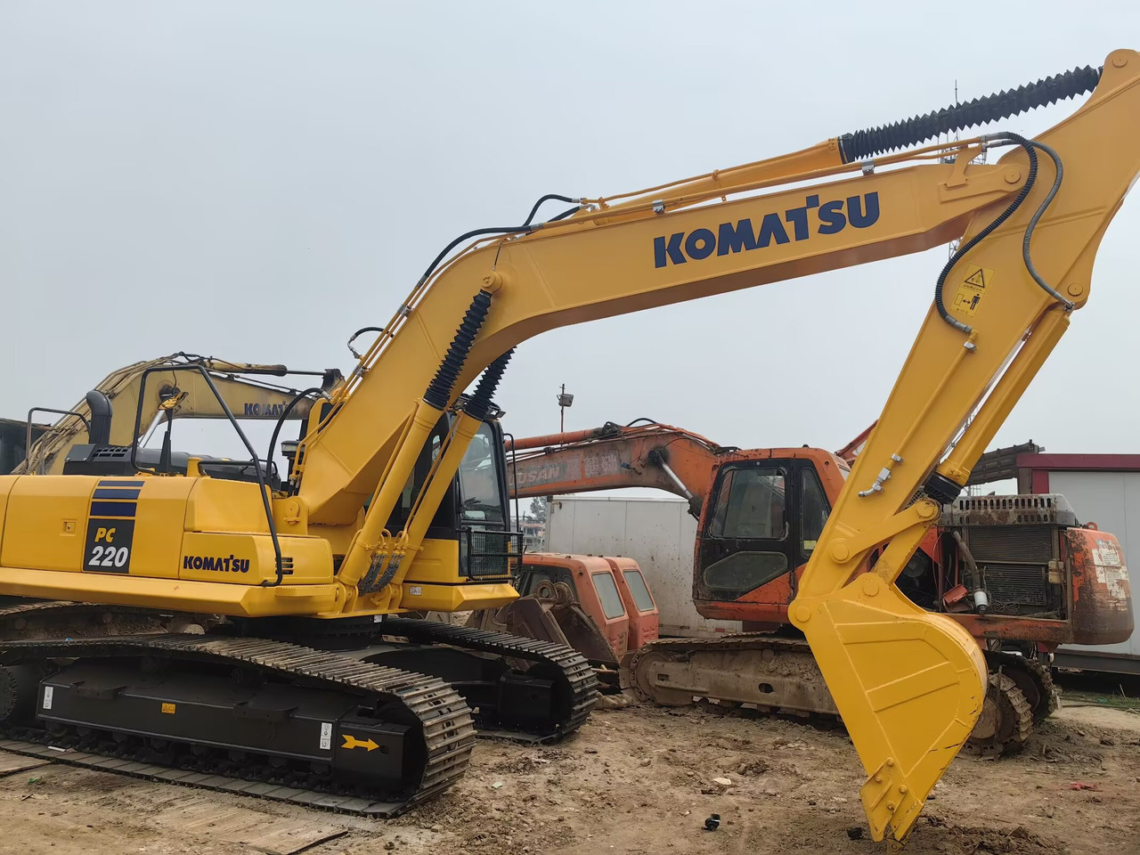 Komatsu PC 220-8 Excavator - Escavadora de rastos: foto 5 Komatsu PC 220-8 Excavator - Escavadora de rastos: foto 5