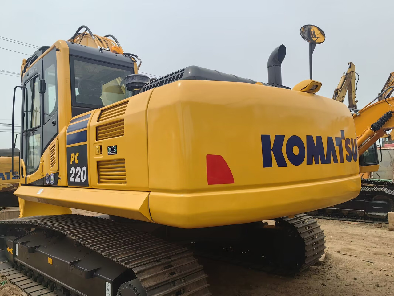 Komatsu PC 220-8 Excavator - Escavadora de rastos: foto 2 Komatsu PC 220-8 Excavator - Escavadora de rastos: foto 2