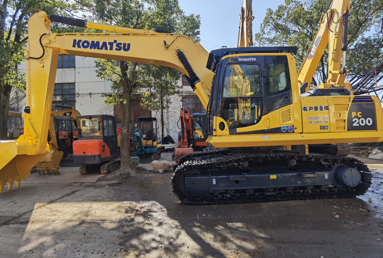Komatsu PC200-8 Excavator - Escavadora de rastos: foto 1 Komatsu PC200-8 Excavator - Escavadora de rastos: foto 1