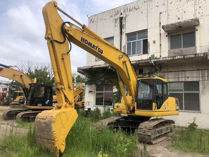 Komatsu PC220-7 - Escavadora de rastos: foto 3 Komatsu PC220-7 - Escavadora de rastos: foto 3