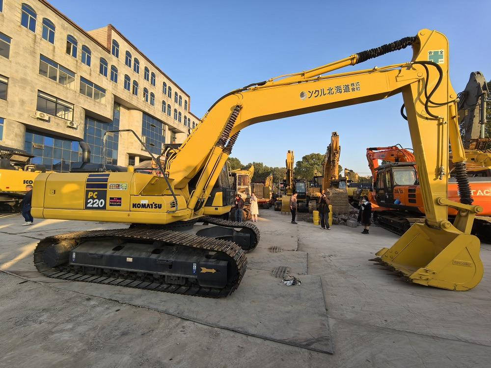 Komatsu PC220-7 Excavator - Escavadora de rastos: foto 5 Komatsu PC220-7 Excavator - Escavadora de rastos: foto 5