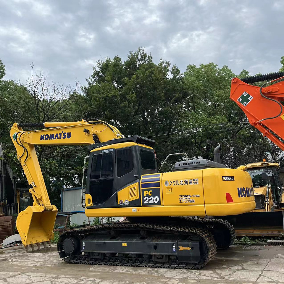 Komatsu PC220-8 Excavator - Escavadora de rastos: foto 2 Komatsu PC220-8 Excavator - Escavadora de rastos: foto 2