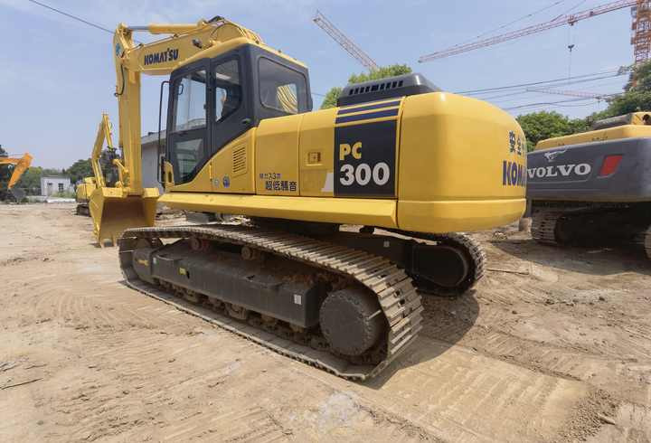 Komatsu PC300-7 excavator - Escavadora de rastos: foto 4 Komatsu PC300-7 excavator - Escavadora de rastos: foto 4