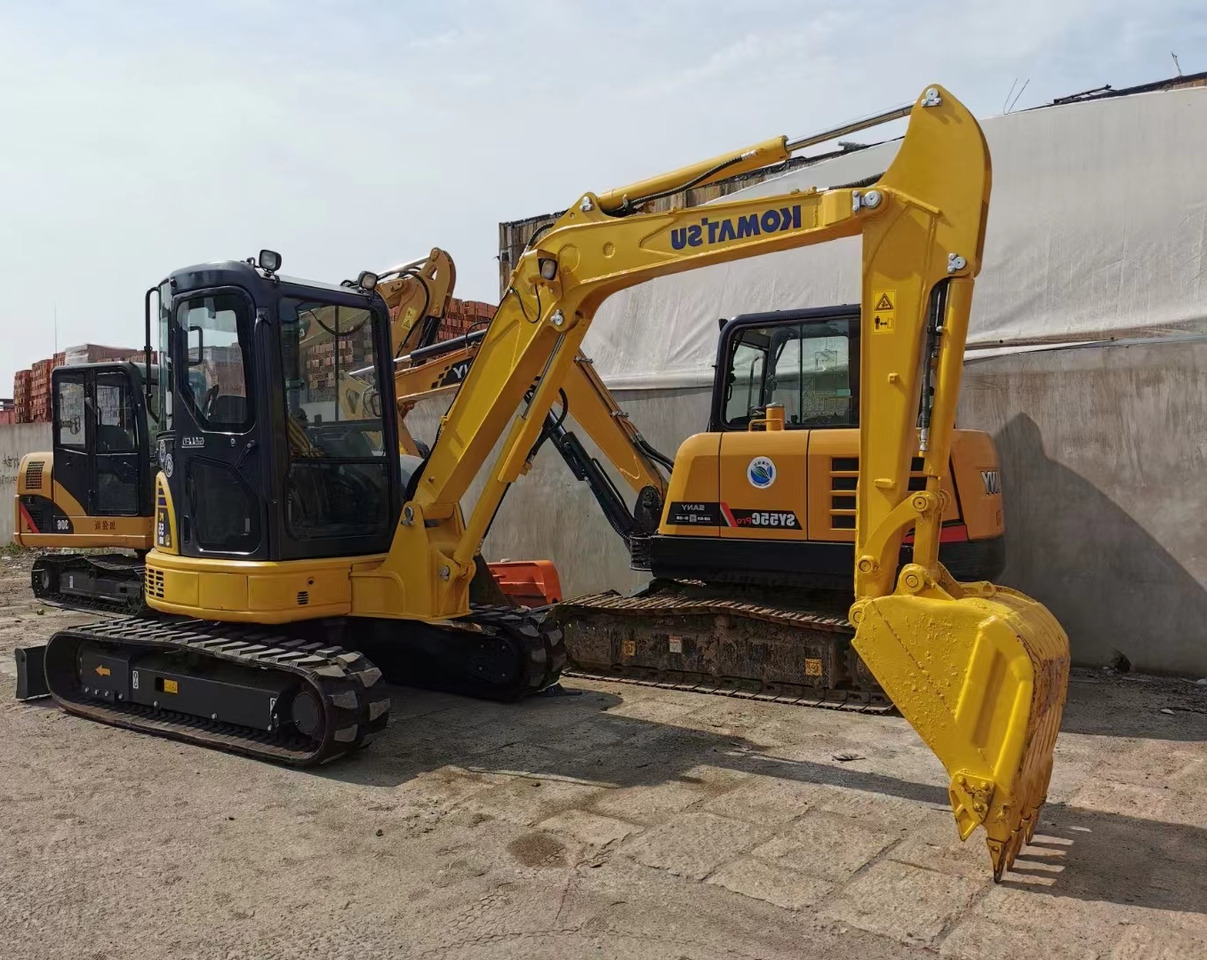 Komatsu PC55MR-3 Excavator - Mini escavadeira: foto 1 Komatsu PC55MR-3 Excavator - Mini escavadeira: foto 1