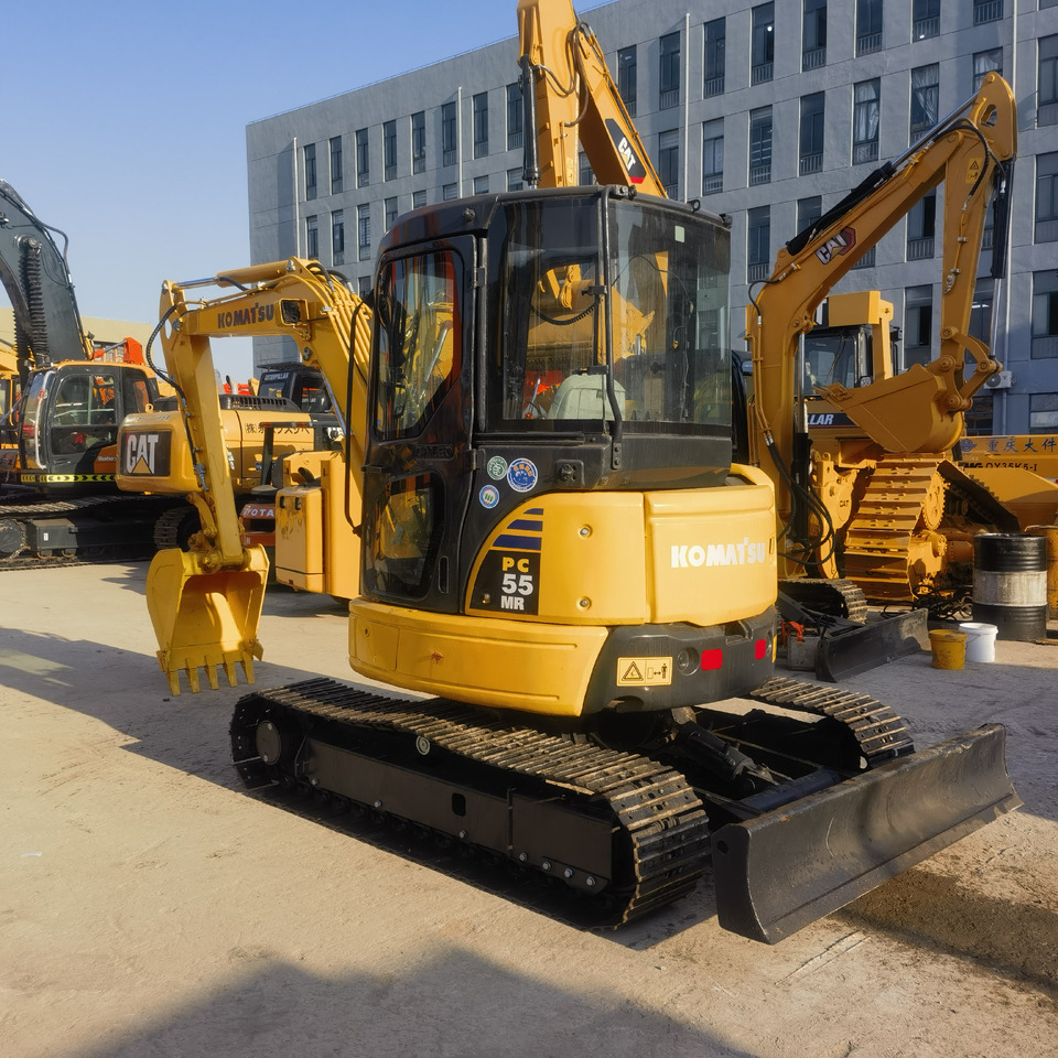 Komatsu PC55MR - Mini escavadeira: foto 1 Komatsu PC55MR - Mini escavadeira: foto 1
