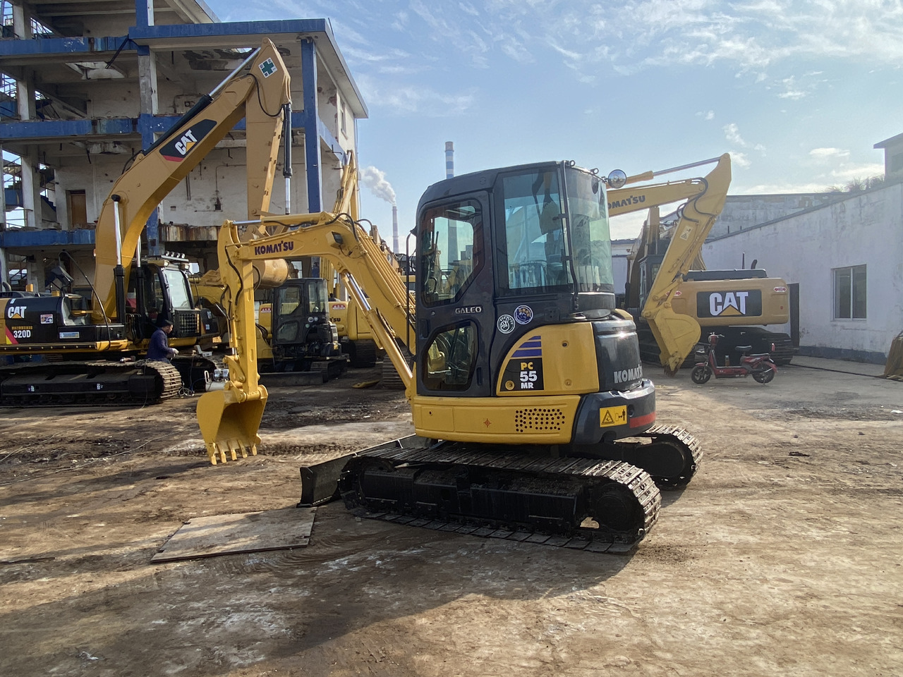 Komatsu PC55MR - Mini escavadeira: foto 1 Komatsu PC55MR - Mini escavadeira: foto 1