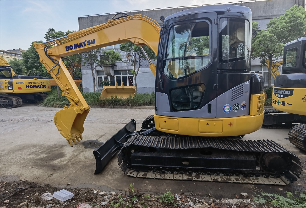 Komatsu pc78 Excavator - Escavadora de rastos: foto 2 Komatsu pc78 Excavator - Escavadora de rastos: foto 2