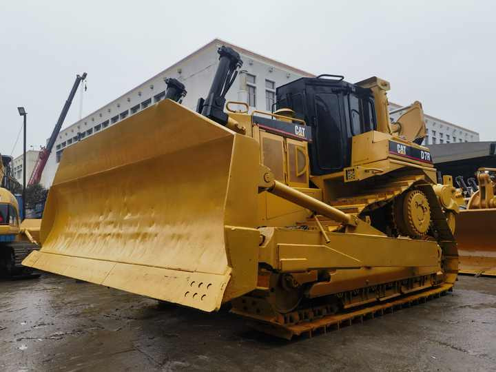 Original Caterpillar Used CAT D7R bulldozer used cat bulldozer for sale - Buldôzer: foto 5 Original Caterpillar Used CAT D7R bulldozer used cat bulldozer for sale - Buldôzer: foto 5