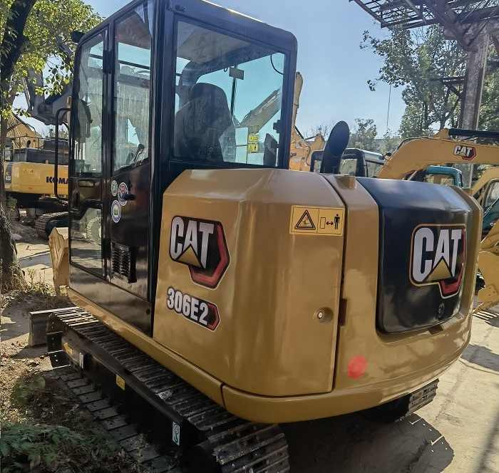 Second Hand Mini Excavator Caterpillar CAT 306e2 Crawler Wheel Excavator 6ton used caterpillar 306e2 crawler excavator in stock - Escavadora de rastos: foto 4 Second Hand Mini Excavator Caterpillar CAT 306e2 Crawler Wheel Excavator 6ton used caterpillar 306e2 crawler excavator in stock - Escavadora de rastos: foto 4