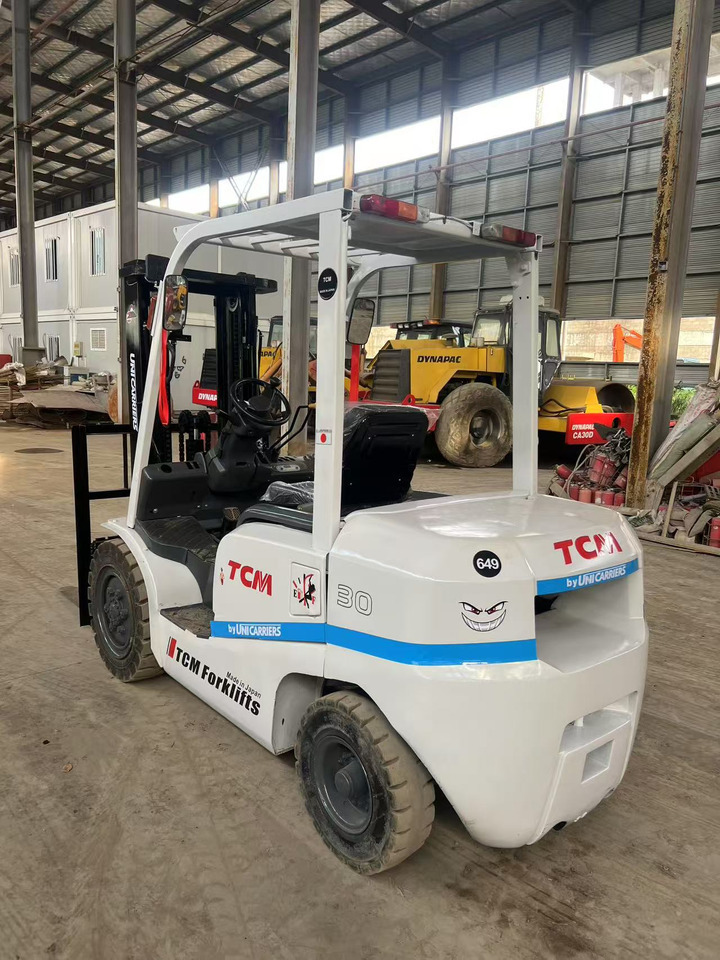 TCM FD30 Forklift - Empilhadeira a diesel: foto 4 TCM FD30 Forklift - Empilhadeira a diesel: foto 4
