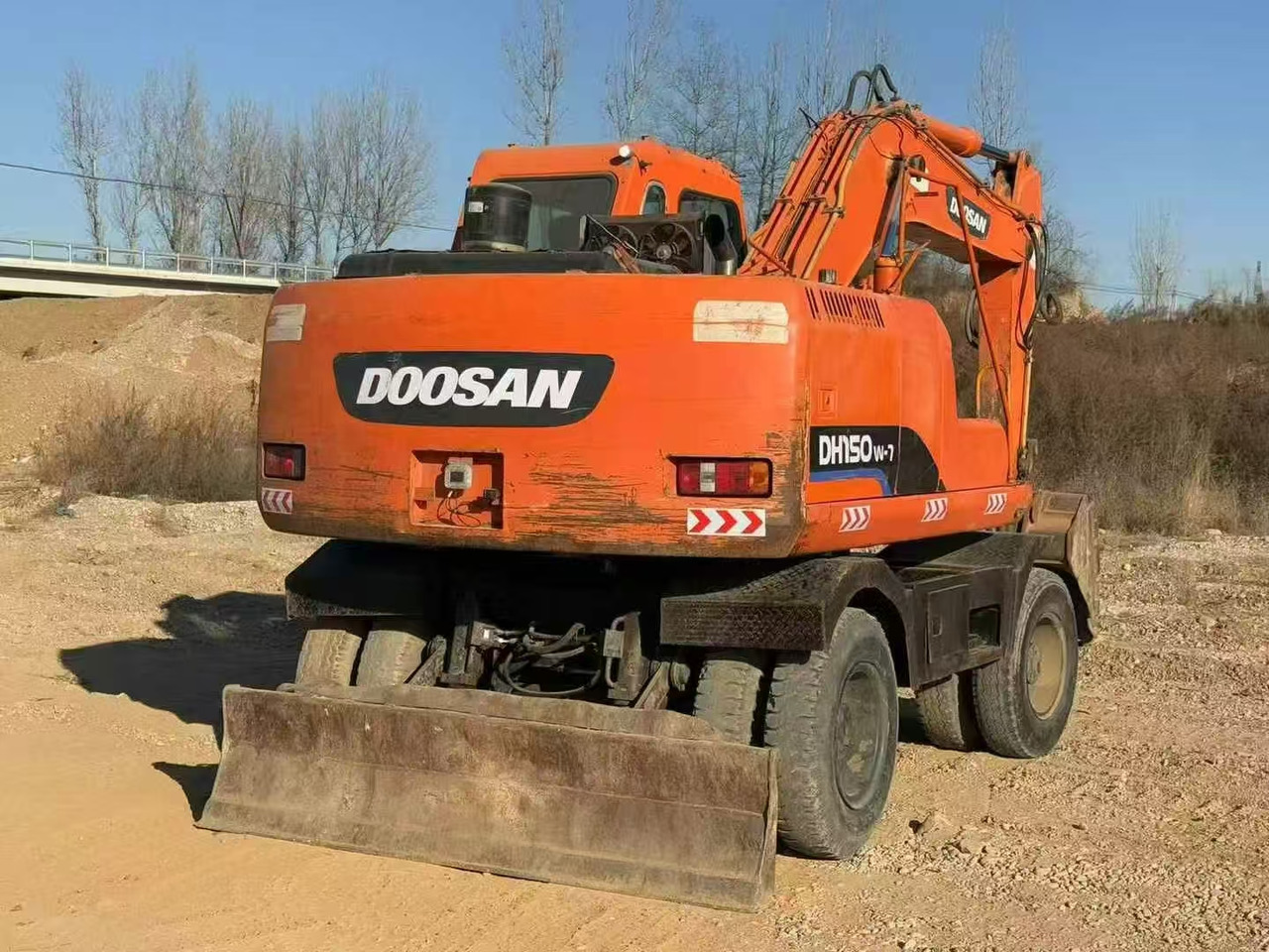 Doosan Doosan dh150w-7 wheel excavator - Escavadeira de rodas: foto 3 Doosan Doosan dh150w-7 wheel excavator - Escavadeira de rodas: foto 3
