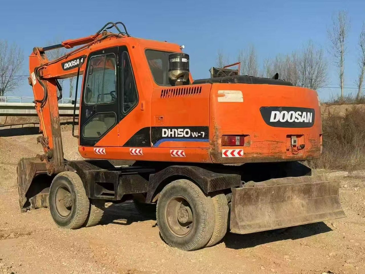 Doosan Doosan dh150w-7 wheel excavator - Escavadeira de rodas: foto 5 Doosan Doosan dh150w-7 wheel excavator - Escavadeira de rodas: foto 5