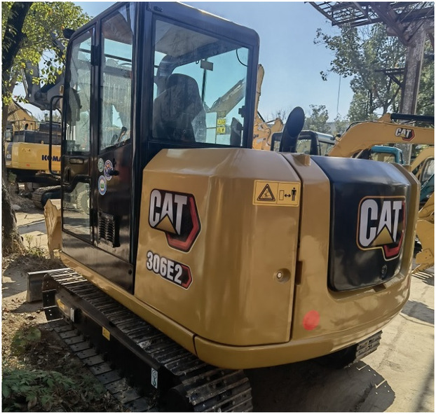 Used 6 ton Caterpillar Crawler Wheel Excavator 306e2 cheap used excavator for hot sale - Escavadora de rastos: foto 5 Used 6 ton Caterpillar Crawler Wheel Excavator 306e2 cheap used excavator for hot sale - Escavadora de rastos: foto 5