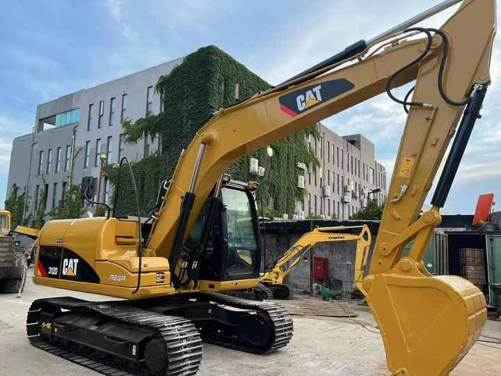 Used hydraulic excavator cat 312 second hand construction CATERPILLAR cat312D 313C 308C excavator for sale - Escavadora de rastos: foto 4 Used hydraulic excavator cat 312 second hand construction CATERPILLAR cat312D 313C 308C excavator for sale - Escavadora de rastos: foto 4