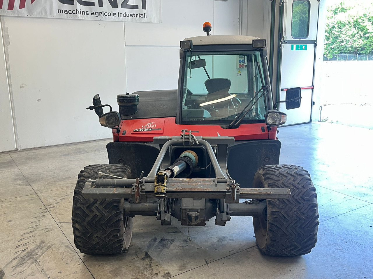 AEBI TT 270 - Trator: foto 3 AEBI TT 270 - Trator: foto 3