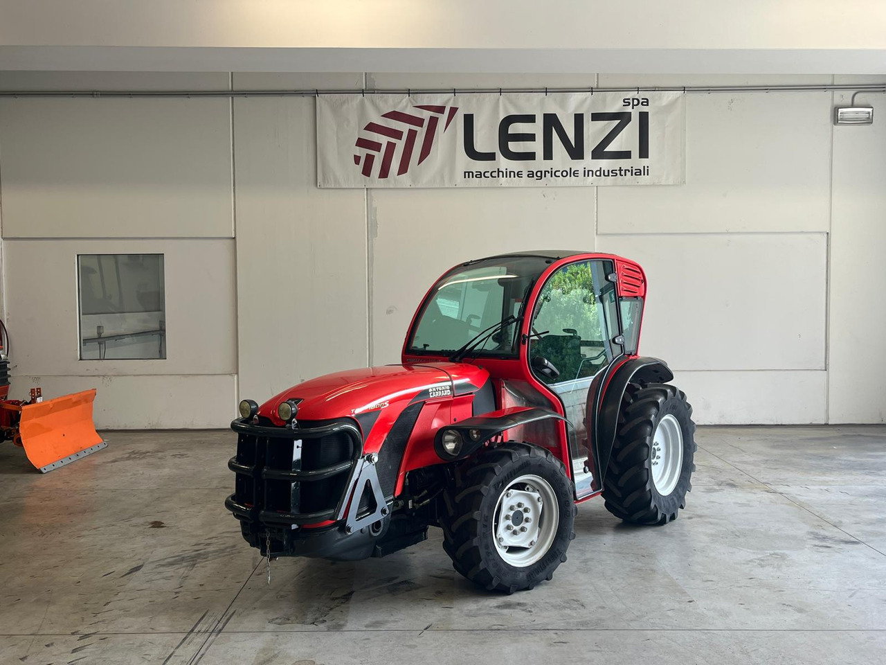 ANTONIO CARRARO TGF 7800S - Trator: foto 1 ANTONIO CARRARO TGF 7800S - Trator: foto 1
