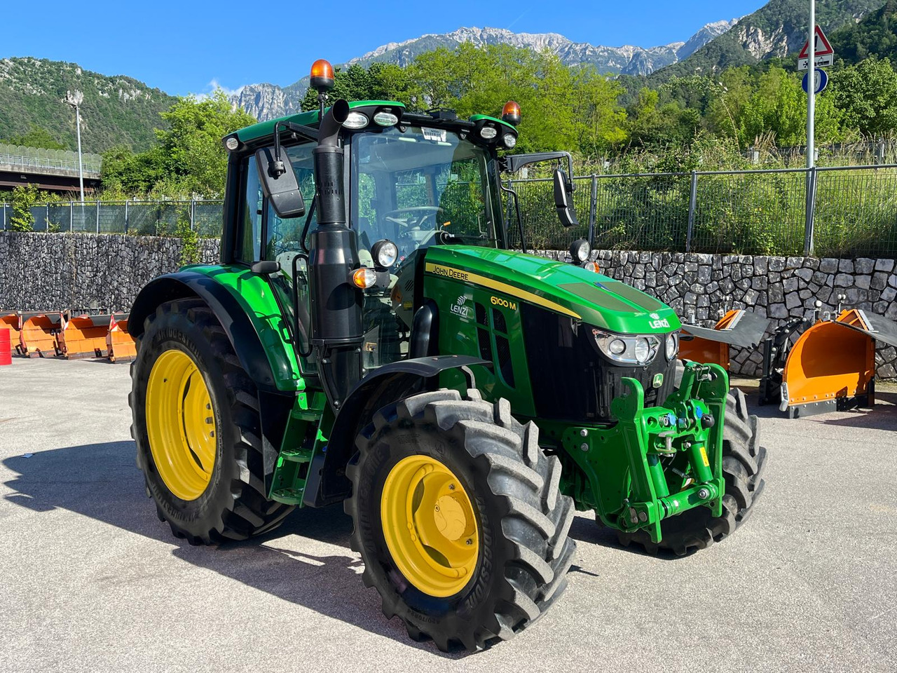 TRATTORE JOHN DEERE 6100M - Trator: foto 4 TRATTORE JOHN DEERE 6100M - Trator: foto 4