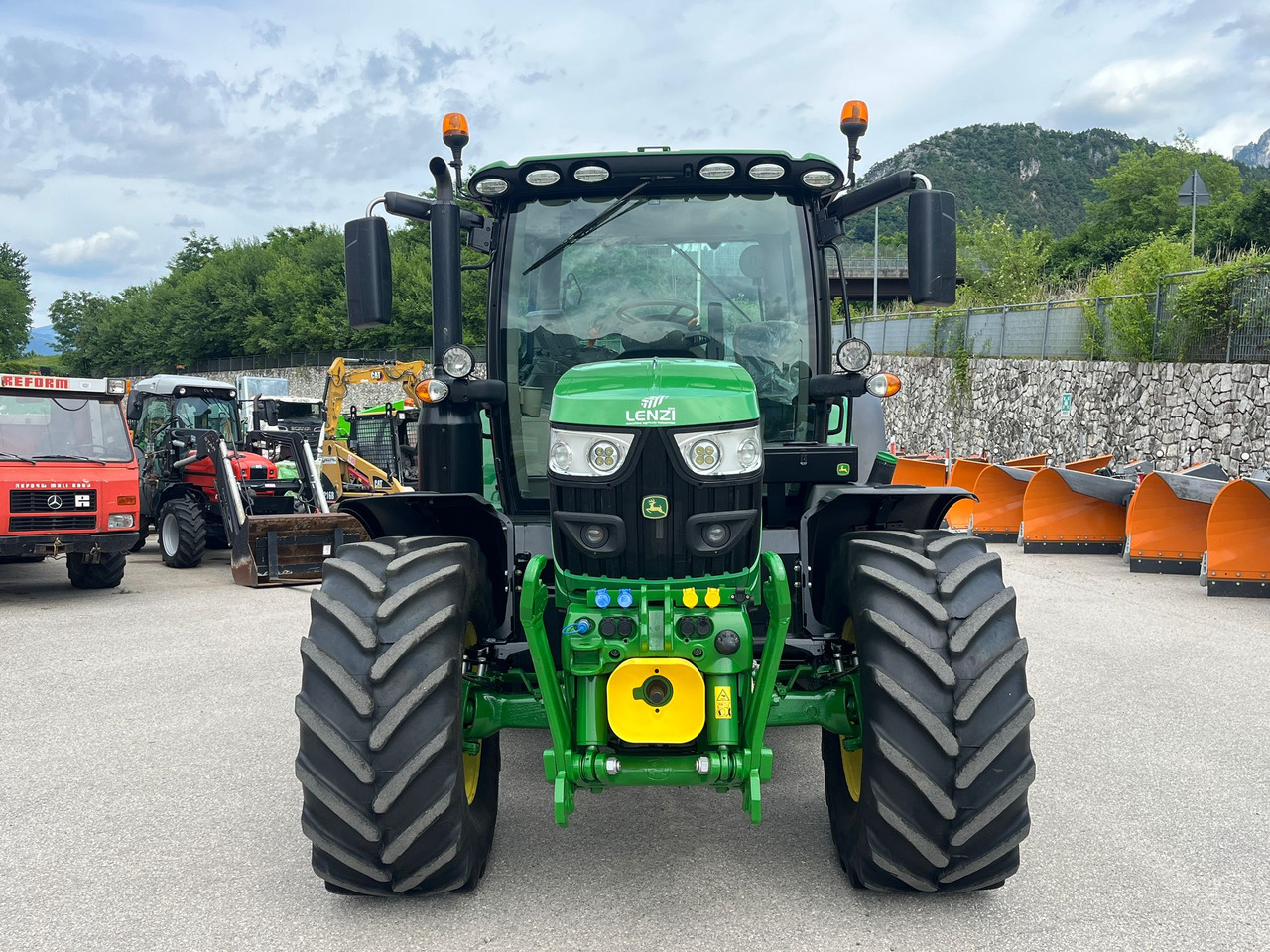 Trator TRATTORE JOHN DEERE 6130R: foto 6