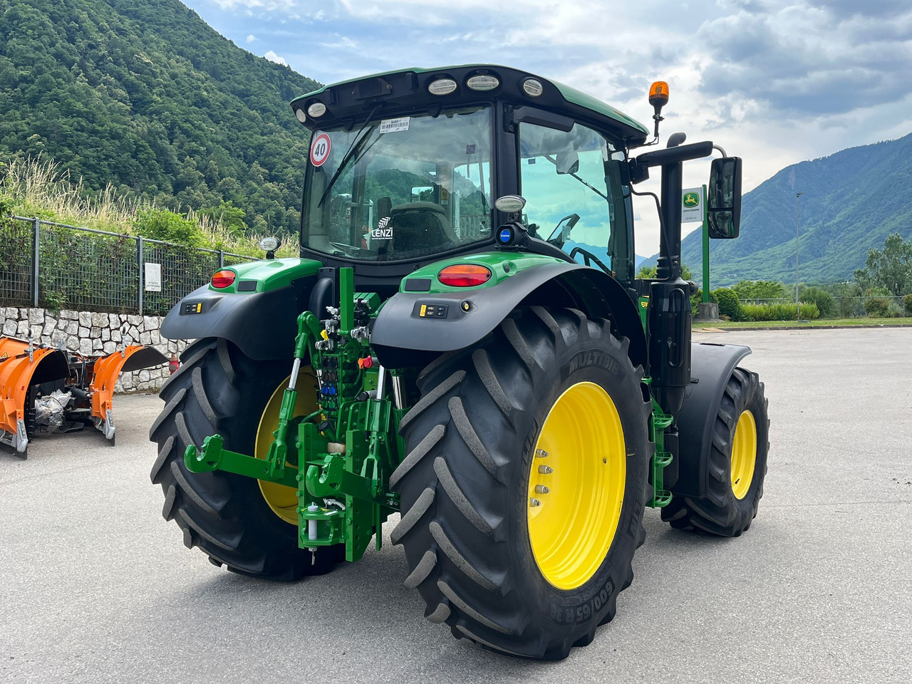 Trator TRATTORE JOHN DEERE 6130R: foto 9