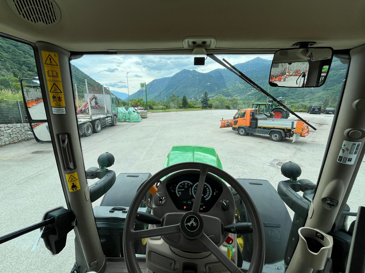 Trator TRATTORE JOHN DEERE 6130R: foto 17