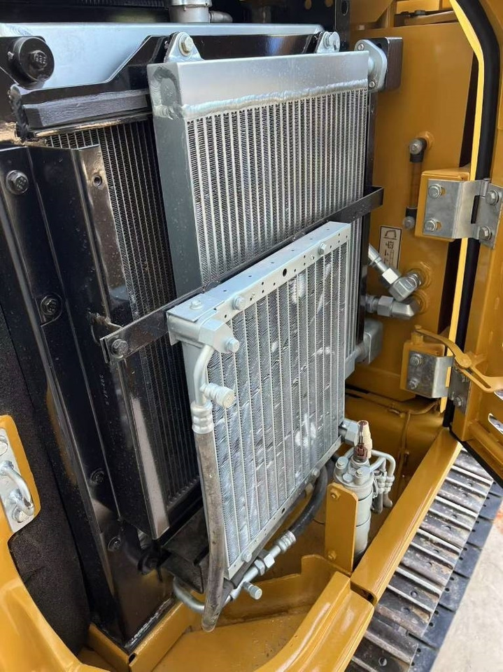 Mini escavadeira CAT 305.5: foto 9