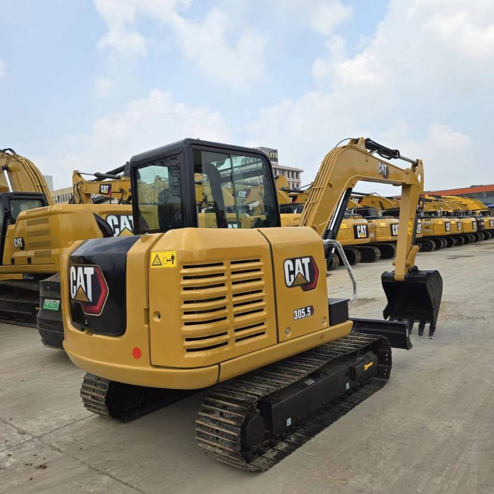 CAT 305  - Mini escavadeira: foto 1 CAT 305  - Mini escavadeira: foto 1