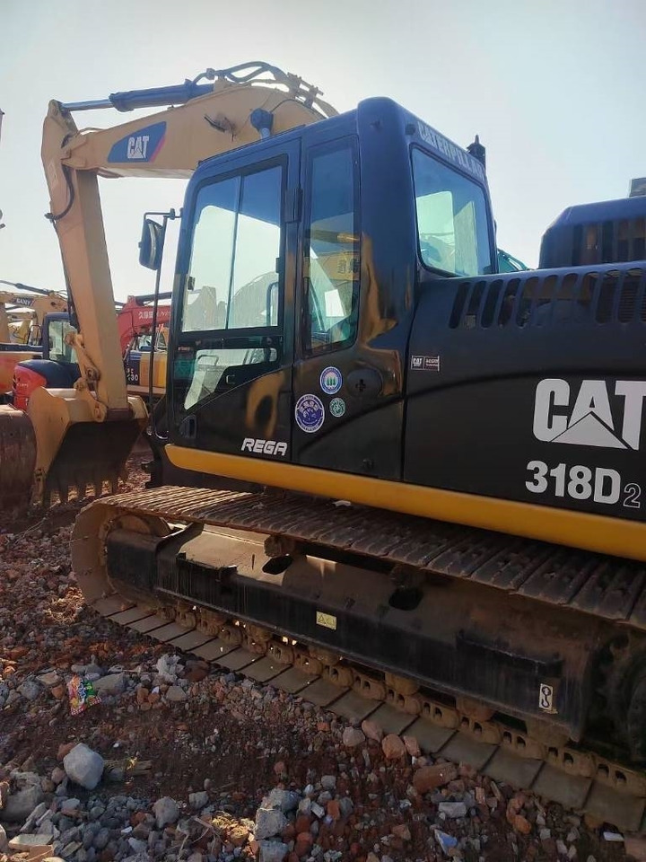 CAT 318 - Escavadora de rastos: foto 1 CAT 318 - Escavadora de rastos: foto 1