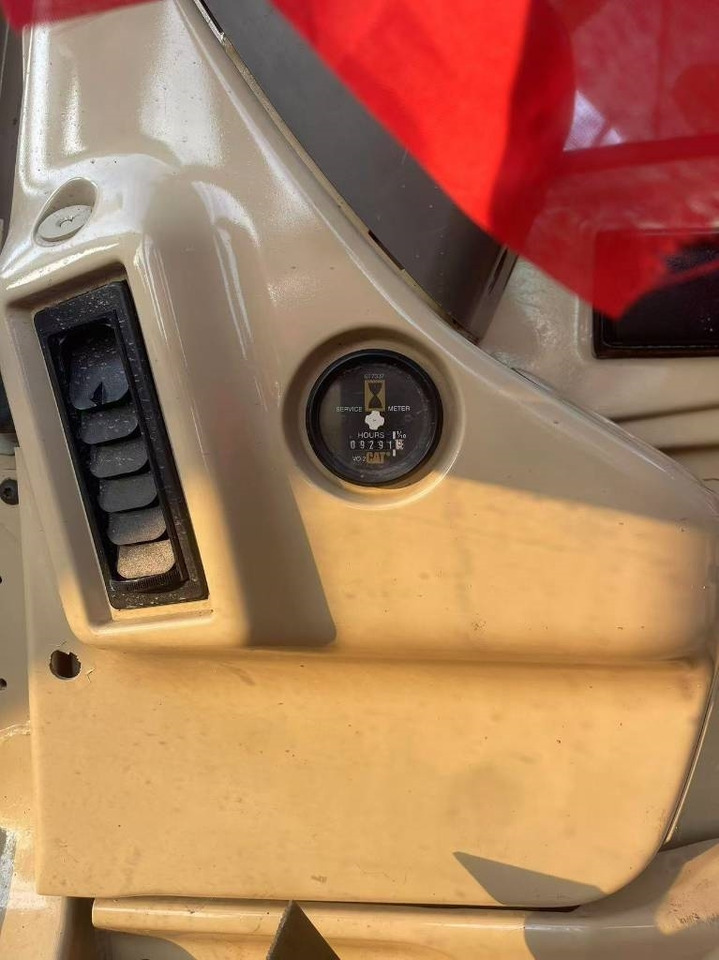 CAT 320 B - Escavadora de rastos: foto 5 CAT 320 B - Escavadora de rastos: foto 5