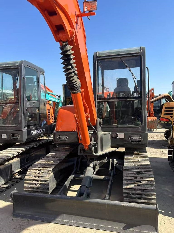 Doosan DH 55 - Mini escavadeira: foto 2 Doosan DH 55 - Mini escavadeira: foto 2