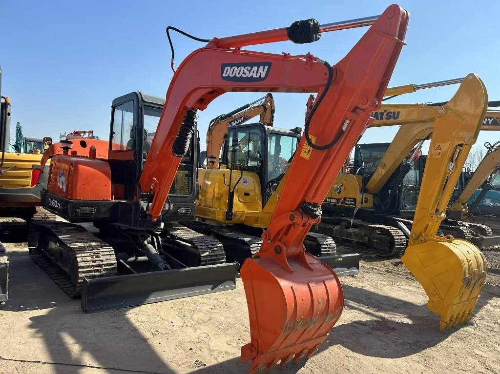 Doosan DH 55 - Mini escavadeira: foto 1 Doosan DH 55 - Mini escavadeira: foto 1