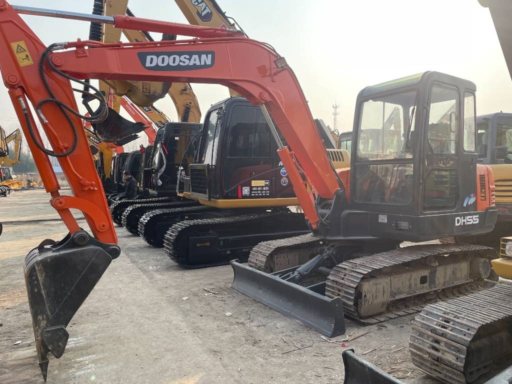 Doosan DH 55 - Mini escavadeira: foto 2 Doosan DH 55 - Mini escavadeira: foto 2