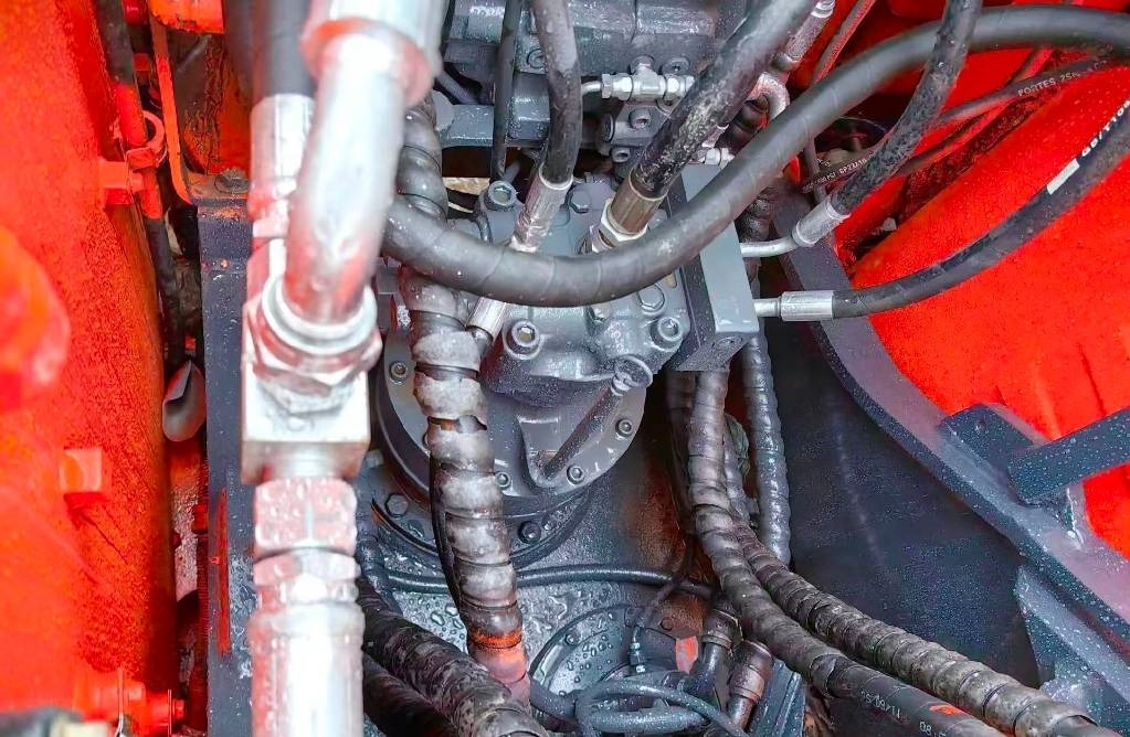 Doosan DX 140 - Escavadora de rastos: foto 2 Doosan DX 140 - Escavadora de rastos: foto 2