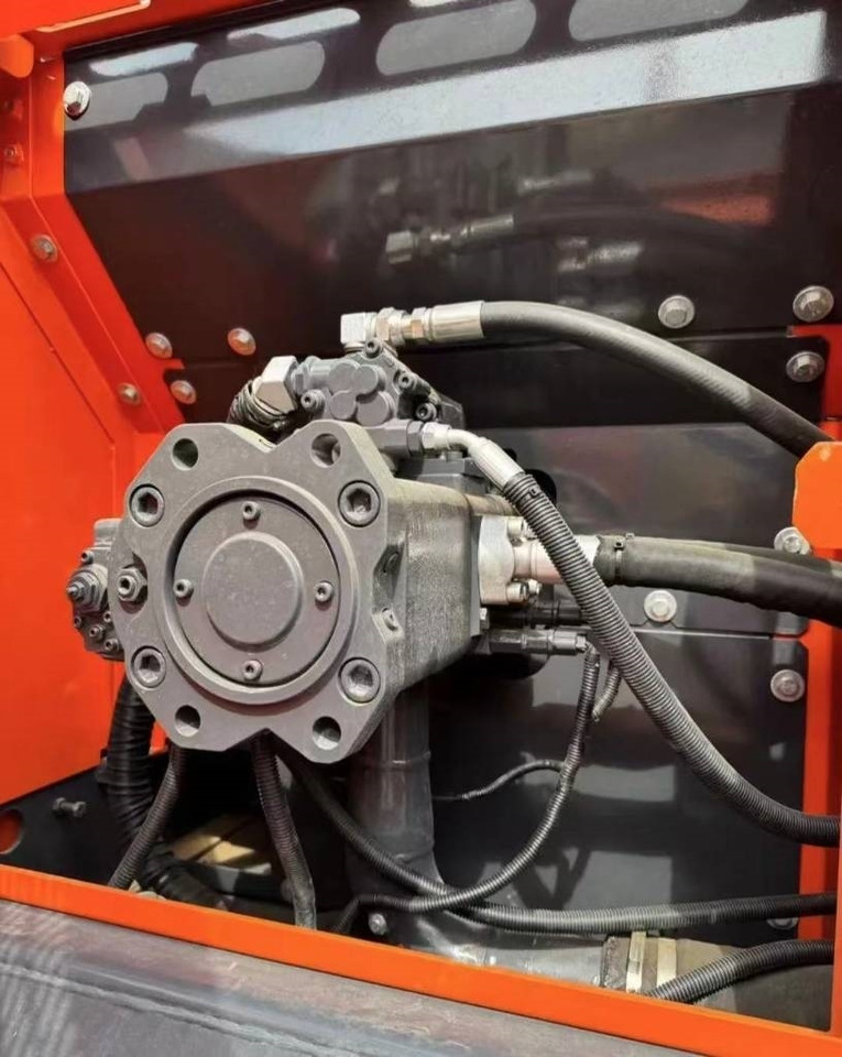 Doosan DX 225 - Escavadora de rastos: foto 3 Doosan DX 225 - Escavadora de rastos: foto 3