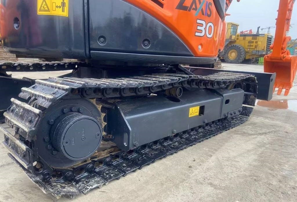 Hitachi 30 - Escavadora de rastos: foto 5 Hitachi 30 - Escavadora de rastos: foto 5