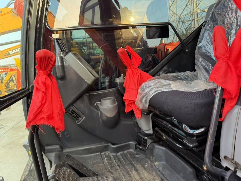 Hitachi 70 - Escavadora de rastos: foto 3 Hitachi 70 - Escavadora de rastos: foto 3