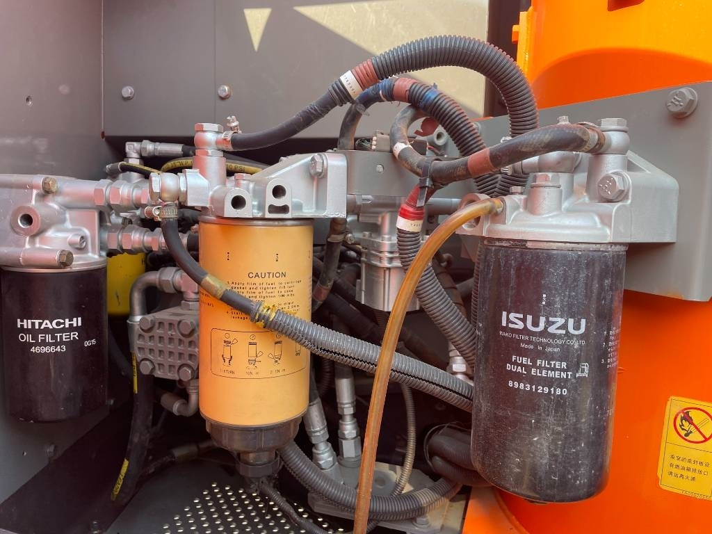 Hitachi ZX 130 - Escavadora de rastos: foto 4 Hitachi ZX 130 - Escavadora de rastos: foto 4