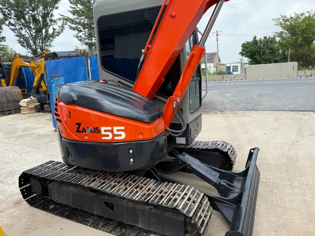 Hitachi ZX 55 - Mini escavadeira: foto 4 Hitachi ZX 55 - Mini escavadeira: foto 4