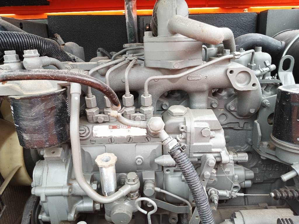 Hitachi ZX 60 - Mini escavadeira: foto 3 Hitachi ZX 60 - Mini escavadeira: foto 3